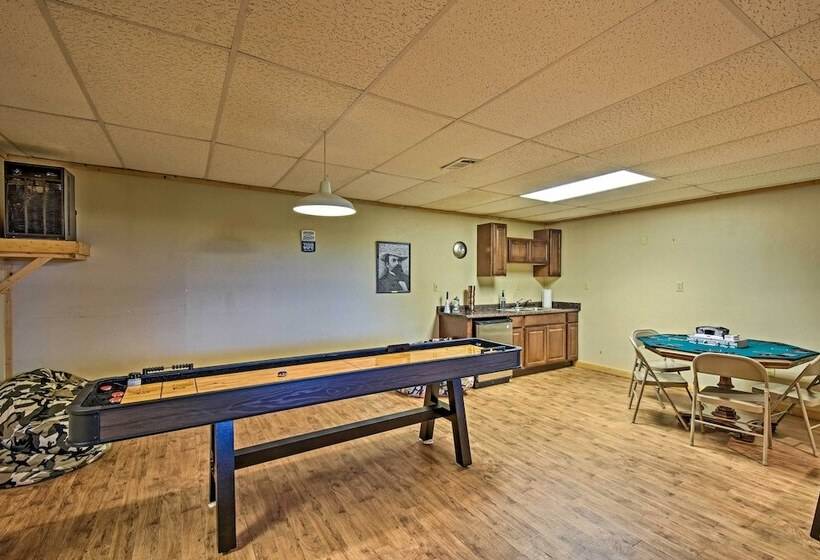 Cozy  Sunset View  Cabin W/ Hot Tub & Game Room!