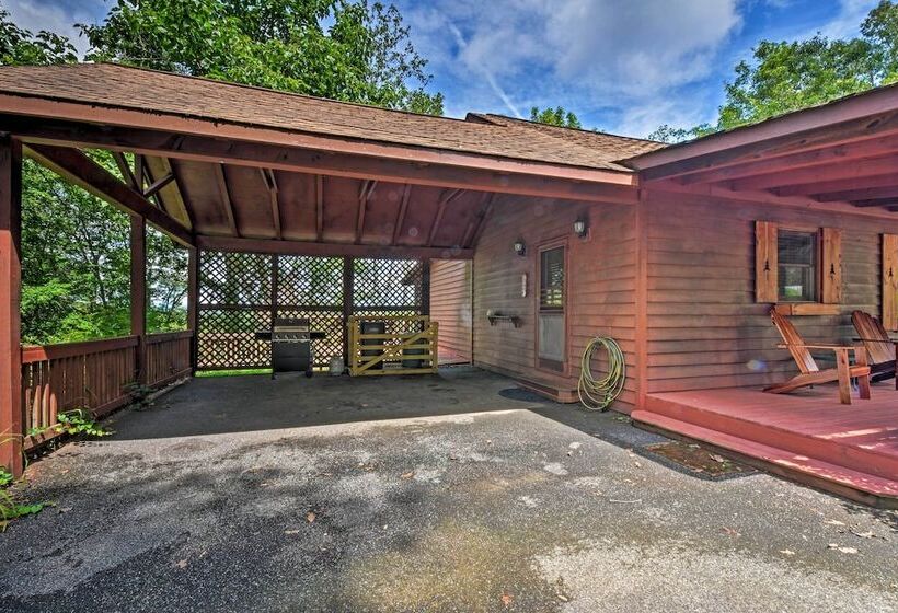Cozy  Sunset View  Cabin W/ Hot Tub & Game Room!