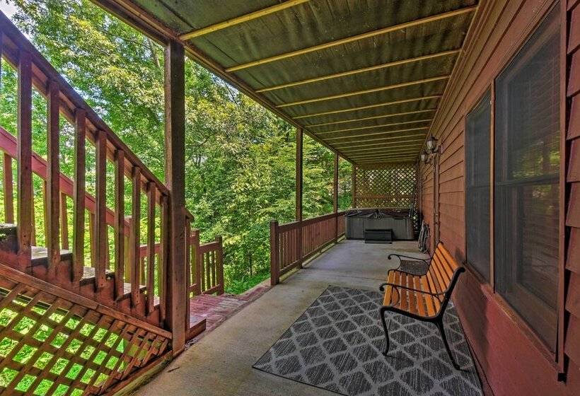 Cozy  Sunset View  Cabin W/ Hot Tub & Game Room!