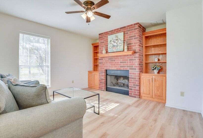 9 Mi To Ray Roberts Lake: Texas Retreat W/ Pool