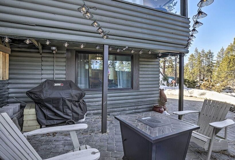 Cozy Zephyr Cove Cabin, Walk To Lake Tahoe!