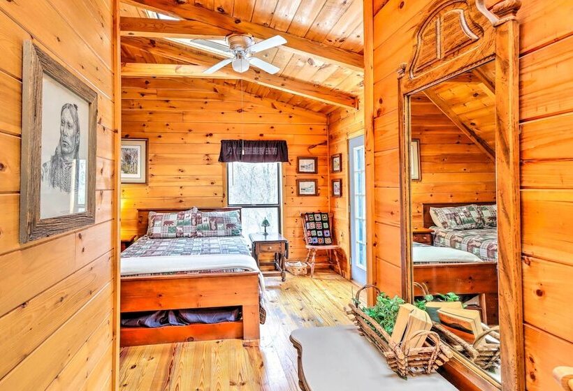 Creek Bend Escape  W/ Hot Tub + River Views!