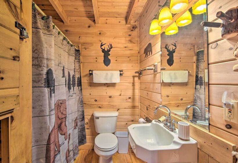 Creekside Cabin In The Blue Ridge Mountains!