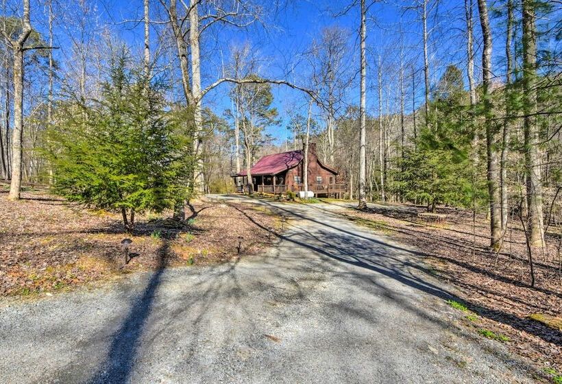 Creekside Cabin In The Blue Ridge Mountains!