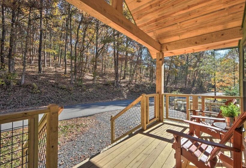 Creekside Craftsman Retreat In North Ga Mountains!