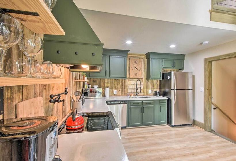 Creekside Craftsman Retreat In North Ga Mountains!