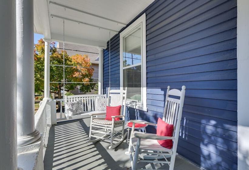 Danville Retreat W/ Hot Tub & Cozy Fireplace!