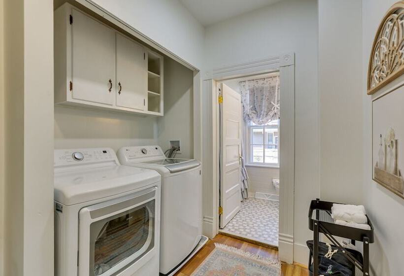 Danville Retreat W/ Hot Tub & Cozy Fireplace!