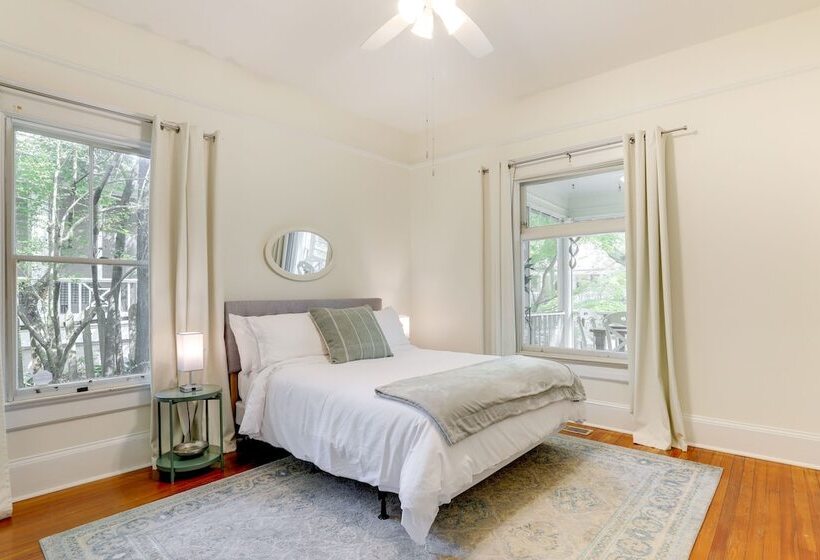 Delightful Decatur Retreat: Walk To Shops & Dining