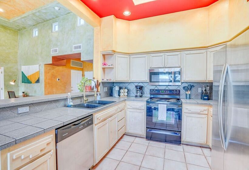 Desert Haven  Tucson Home   5 Mi To Downtown!