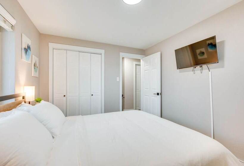 Dog Friendly Arvada Retreat W/ Fenced In Yard!