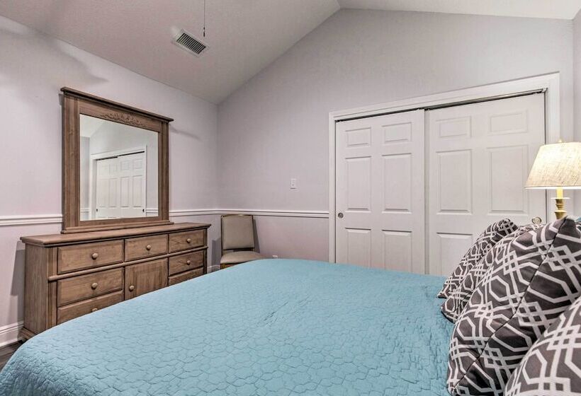 Downtown Ocean Springs Duplex W/ A/c 1 Mi To Beach