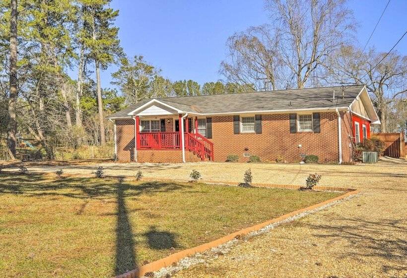 Dreamy Acworth Home W/ Resort Style Amenities!
