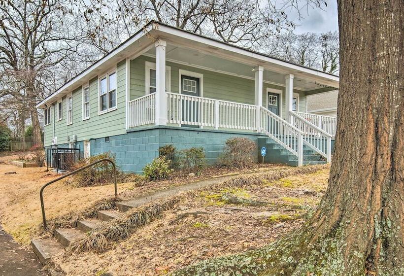 East Point Home ~ 6 Mi To Downtown Atl