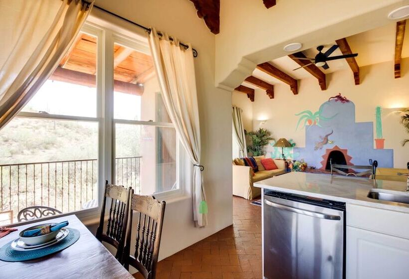 El Diamante  Mtn View Casita W/private Jacuzzi!