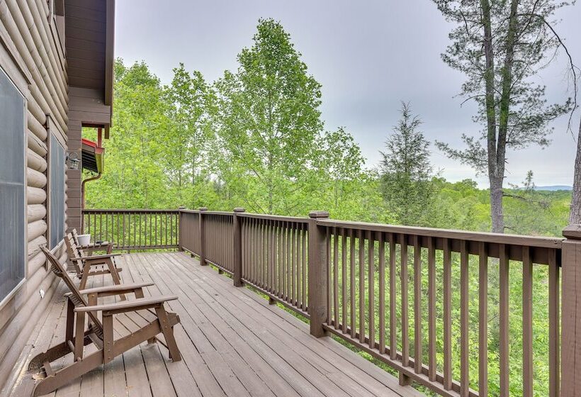 Ellijay Cabin: Resort Amenities & Mtn Views!