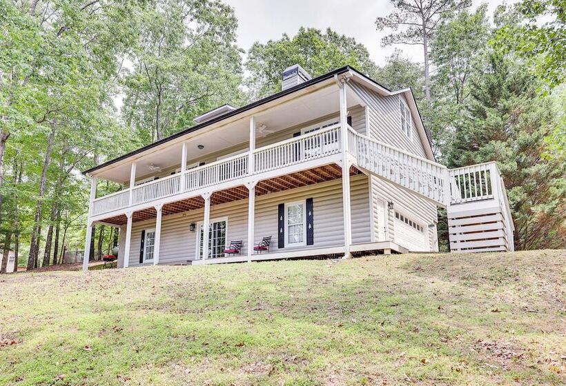 Ellijay Escape: Hike, Shop, Explore & More!