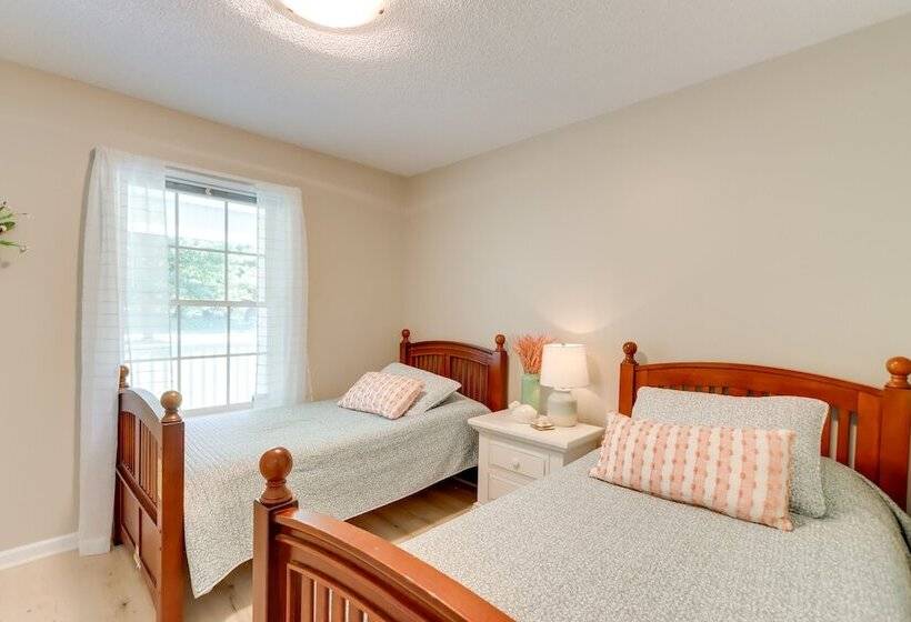 Ellijay Vacation Home W/ Hot Tub & Game Room!