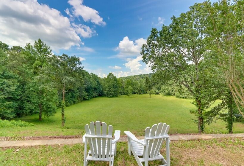 Ellijay Vacation Home W/ Hot Tub & Game Room!