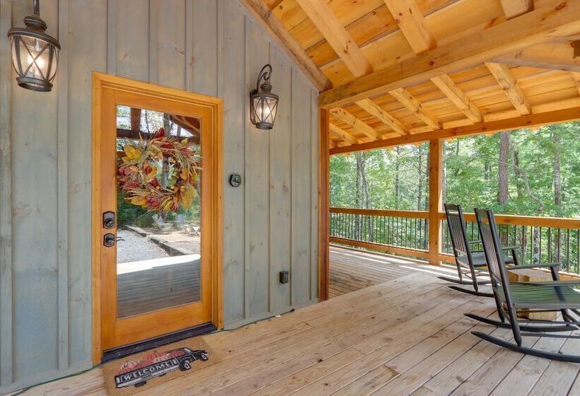 Epworth Family Cabin W/ Hot Tub & Game Room!