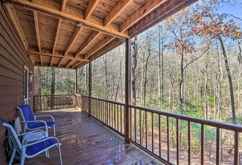 Family Friendly Cabin ~ 1 Mile To Hike & Swim!