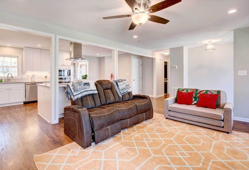 Family Friendly Georgia Vacation Home!