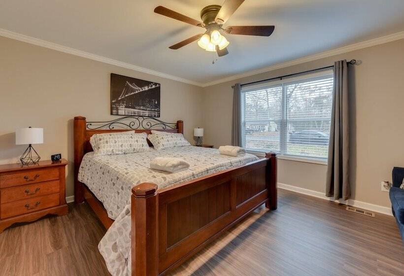 Family Friendly Home W/ Deck Near Colonial Beach!