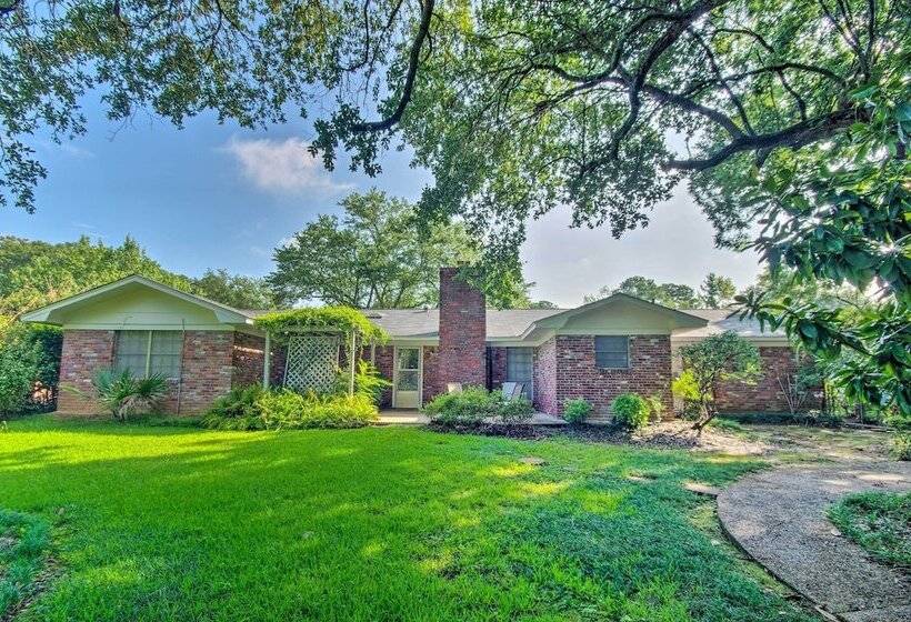 Family Friendly Jackson Home W/ Yard + Patio!