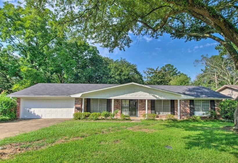Family Friendly Jackson Home W/ Yard + Patio!