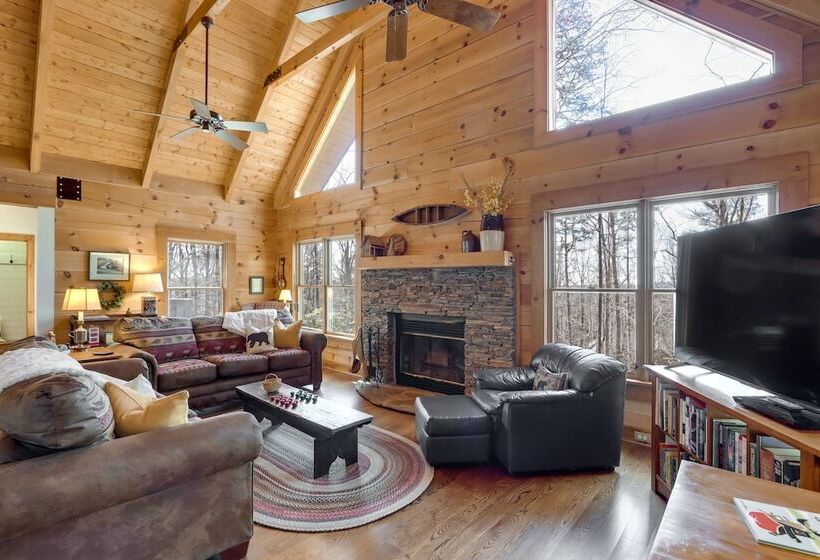 Family Friendly Jasper Cabin With Deck!
