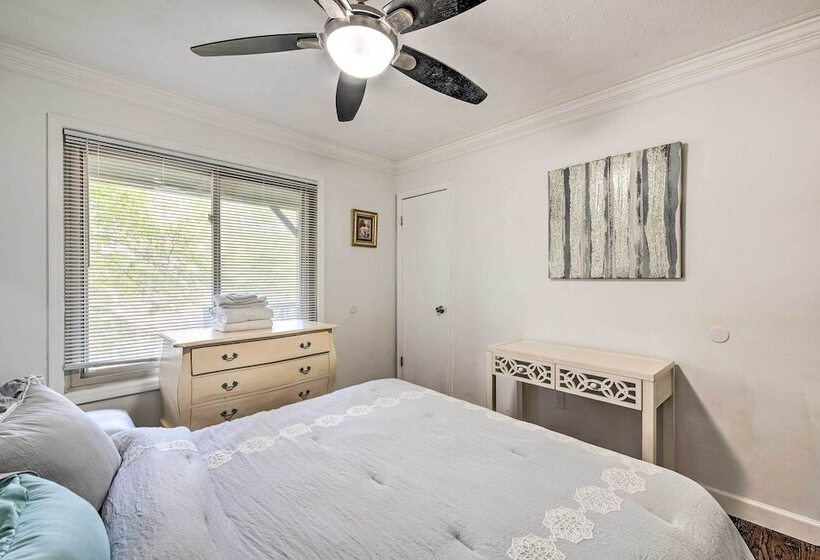 Family Friendly Marietta Home W/ Yard & Porch