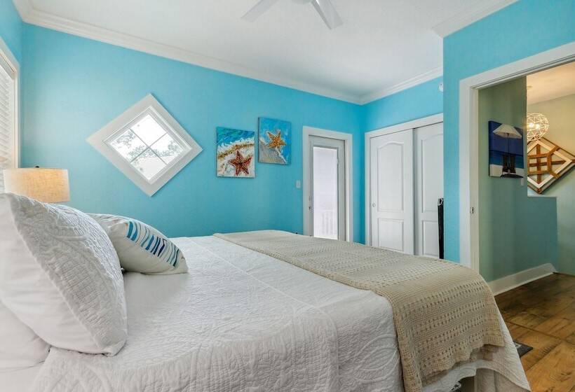 Family Friendly Pensacola Home < 1 Mi To Beach!