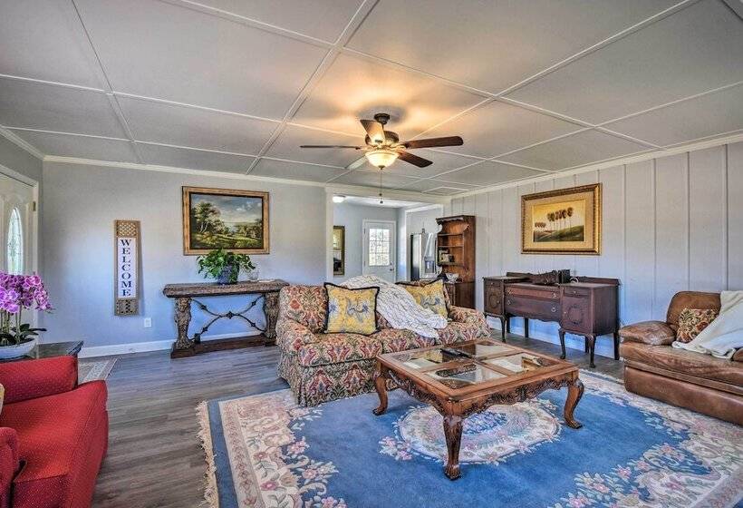 Gainesville Home W/ Fire Pit Near Lake Lanier