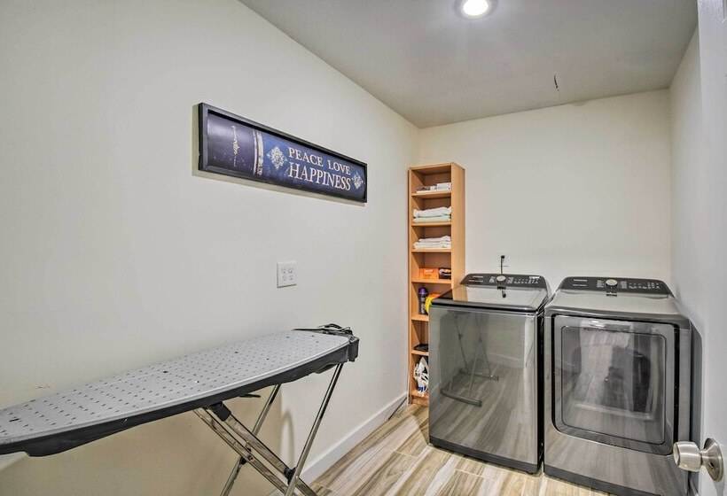 Gainesville Home W/ Fire Pit Near Lake Lanier