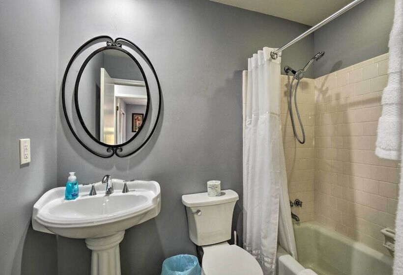 Gainesville Home W/ Fire Pit Near Lake Lanier