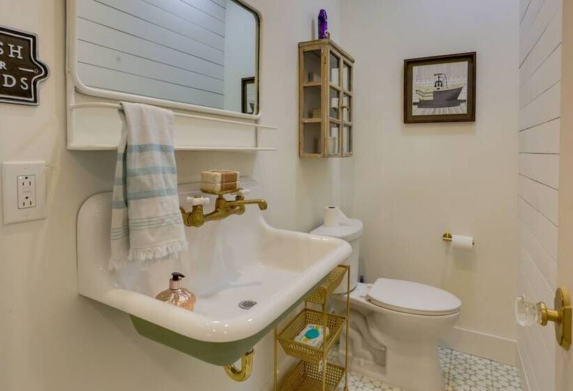 Georgia Home Overlooking Downtown Ball Ground!