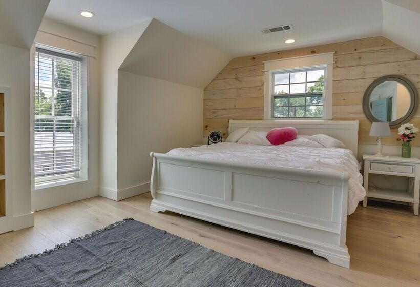 Georgia Home Overlooking Downtown Ball Ground!