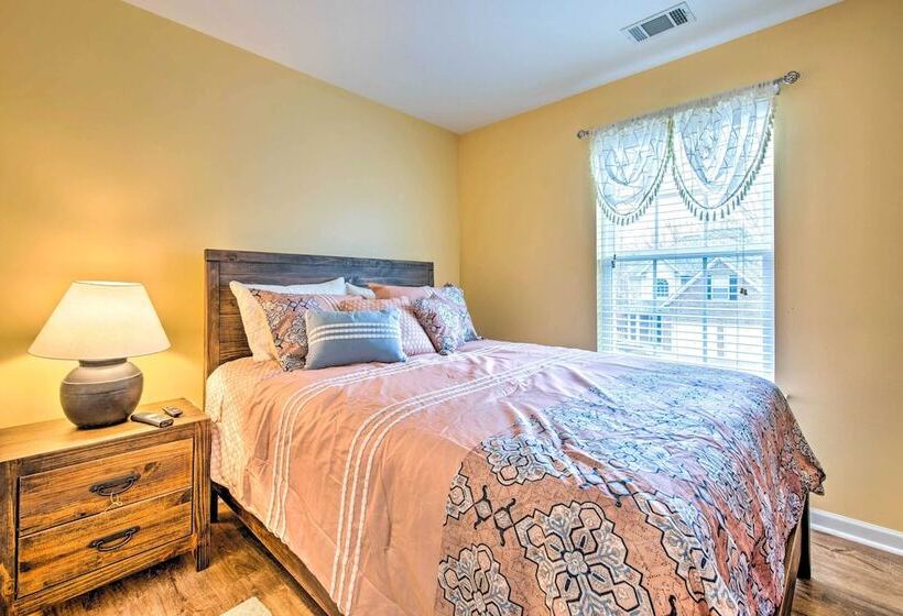 Central Austell Home W/ Furnished Deck & Grill!