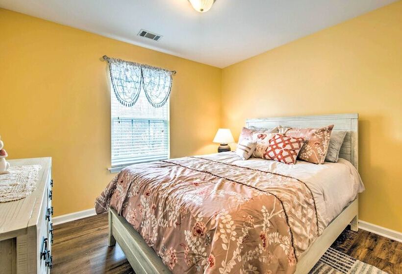 Central Austell Home W/ Furnished Deck & Grill!