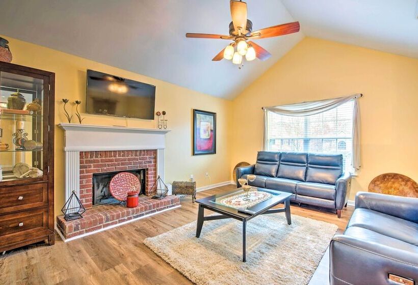 Central Austell Home W/ Furnished Deck & Grill!