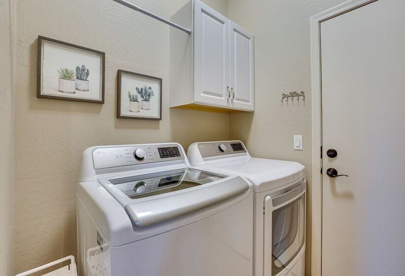 Beautiful Goodyear Home W/ Pool & Gas Grill!