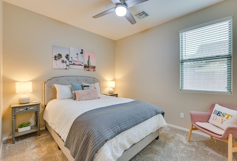 Beautiful Goodyear Home W/ Pool & Gas Grill!