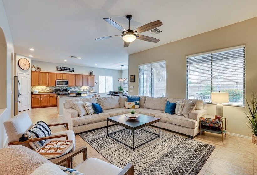 Beautiful Goodyear Home W/ Pool & Gas Grill!