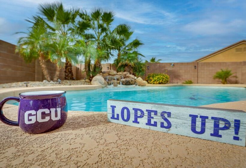Beautiful Goodyear Home W/ Pool & Gas Grill!