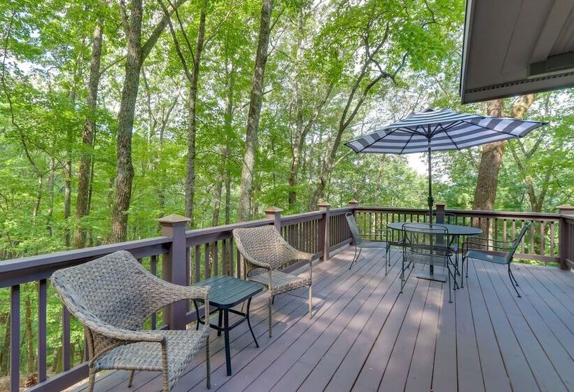 Gorgeous Ellijay Cabin: Private Hot Tub + Fire Pit