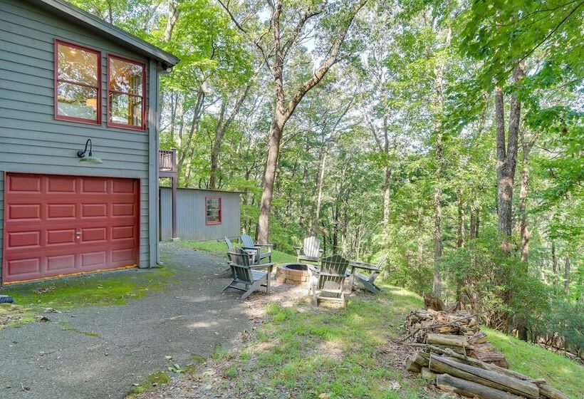 Gorgeous Ellijay Cabin: Private Hot Tub + Fire Pit