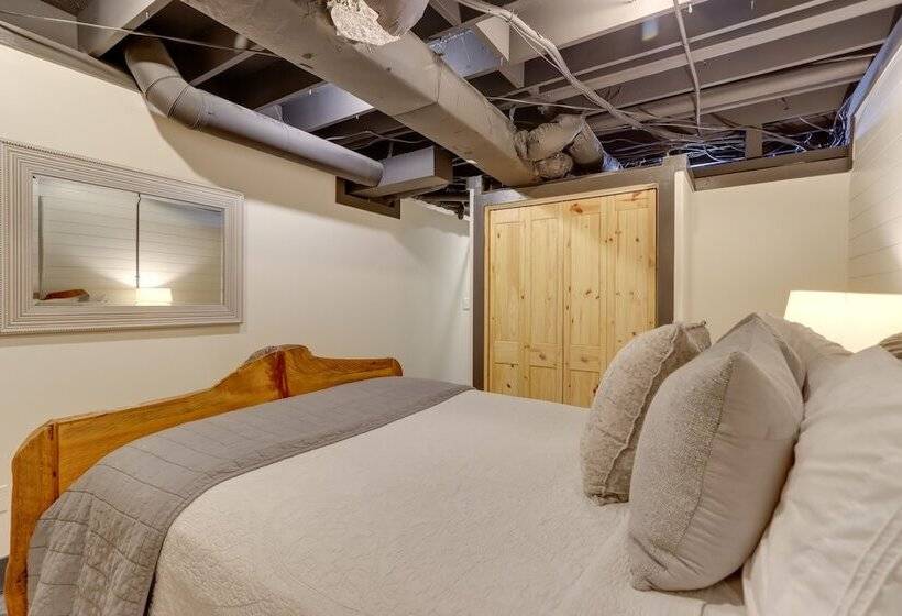 Gorgeous Ellijay Cabin: Private Hot Tub + Fire Pit