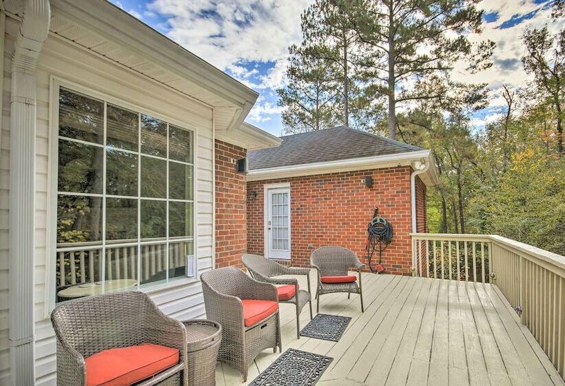 Gorgeous Evans Retreat < 14 Mi To Augusta!