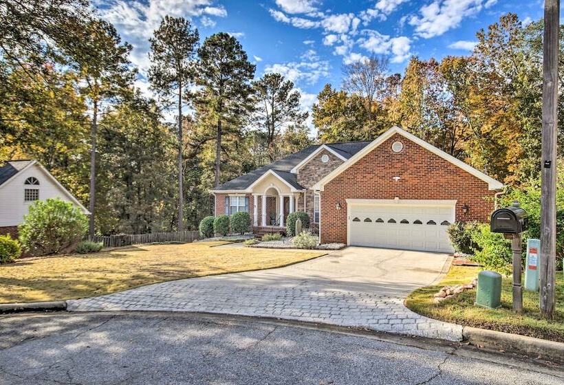 Gorgeous Evans Retreat < 14 Mi To Augusta!