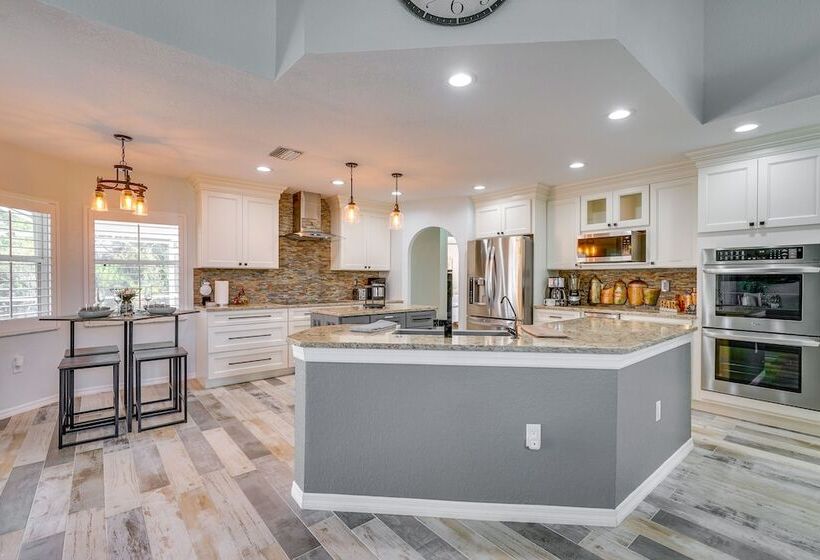 Gorgeous Punta Gorda Home W/ Lanai & Private Pool!